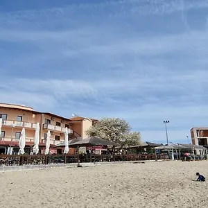 Idila Sea Front Apartments Medulin